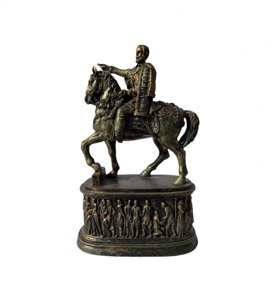 Figura spomenik Knez Mihajlo